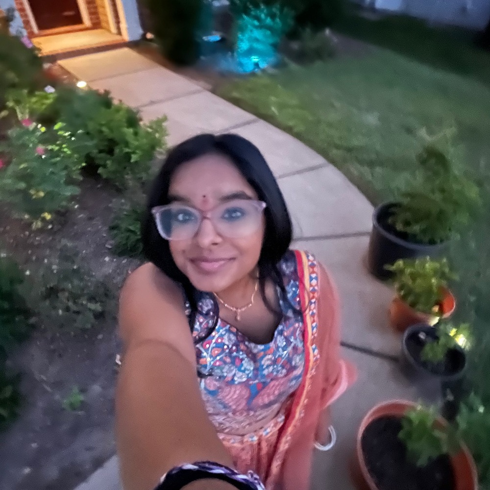 Meet your Posher, Mahati